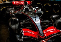 开云体育链接-F1上海大奖赛汉密尔顿再度称雄，f1上海大奖赛时间